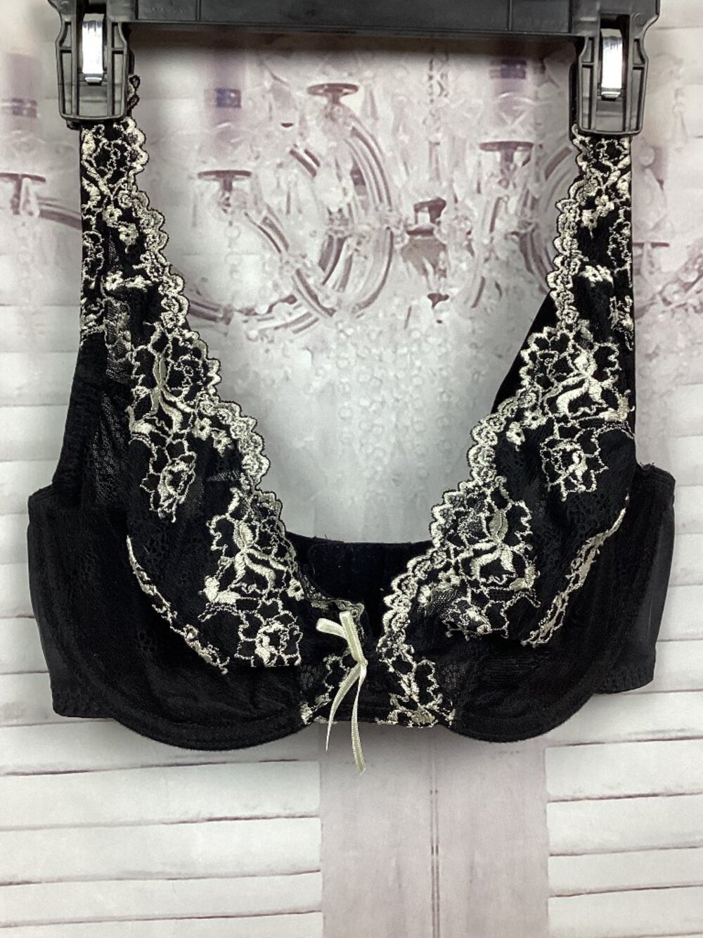 Old Navy Bra Black White Lace No Padding 34DD